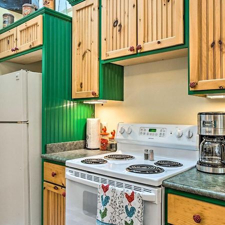 Couples Haven In Frankfort By Lake, Trails And Dtwn Exterior foto