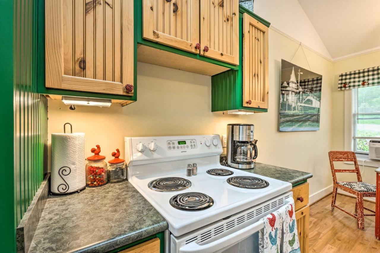 Couples Haven In Frankfort By Lake, Trails And Dtwn Exterior foto